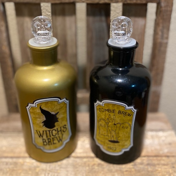 Halloween Potion Bottles Set Of 2, Witch’s Brew & Zombie Brew Potion Bottles - Picture 5 of 16